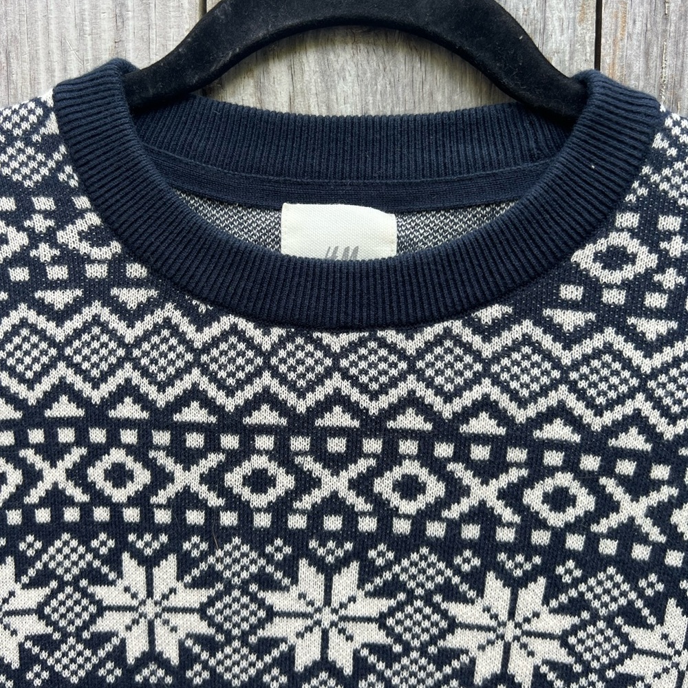 H & M Black & White Fair Isle Sweater Size Small - Picture 3 of 8